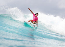 Image womensurfing.jpg