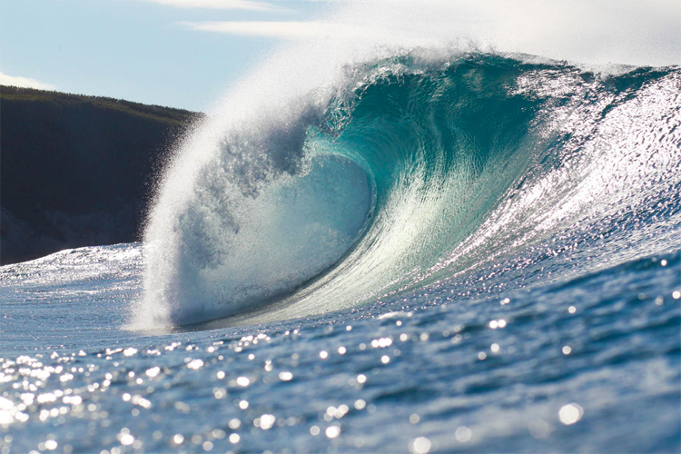 Image azores-surfing.jpg