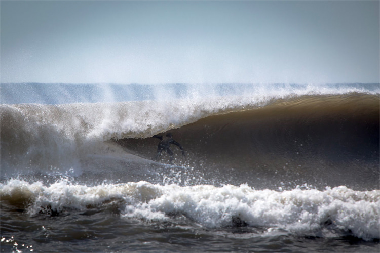 Image rockaway-beach-new-york-surfing.jpg